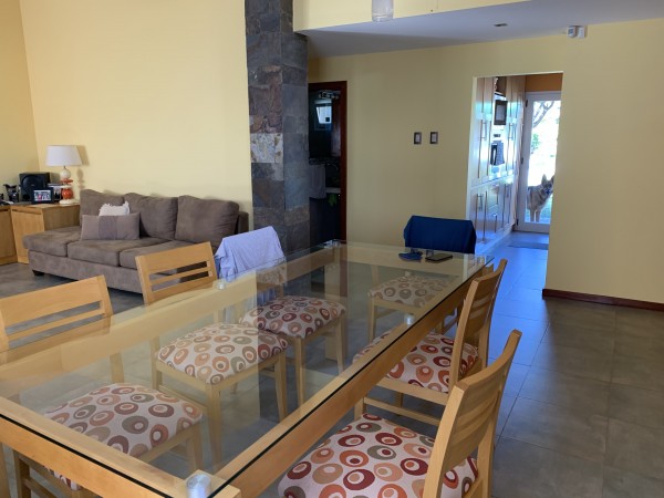Venta excelente casa en Carlos Paz 
