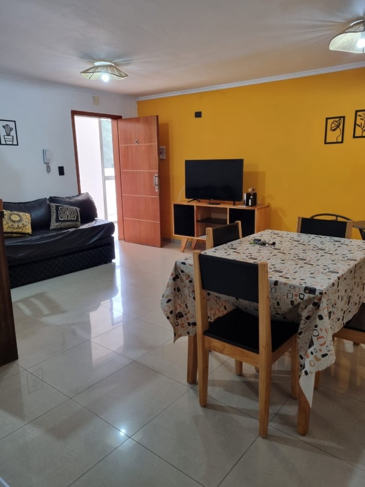 Alquiler anual departamento con muebles 