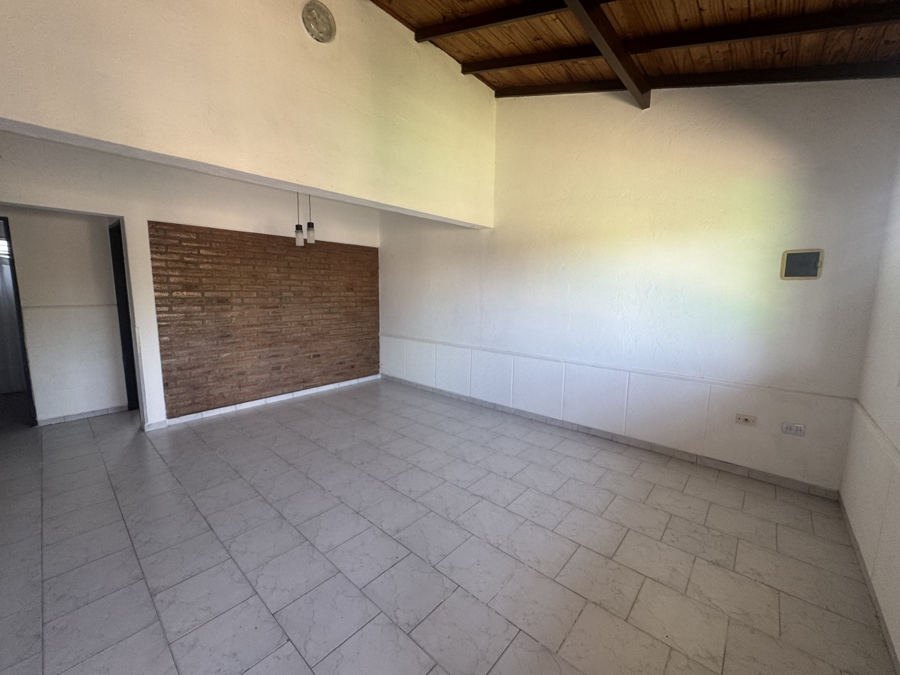 Venta casa de dos dormitorios 