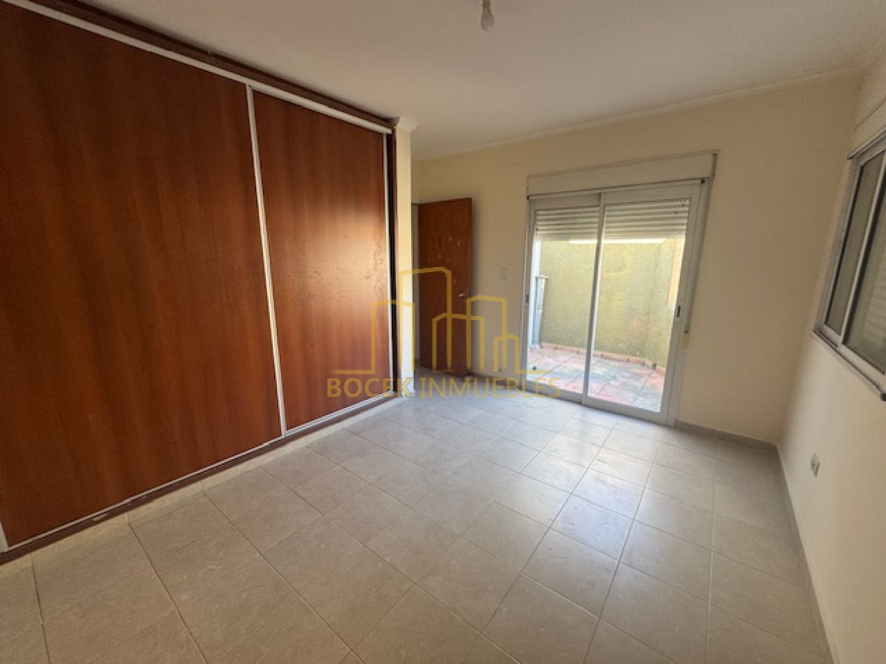 Alquiler anual duplex frente al rio Villa Carlos Paz 