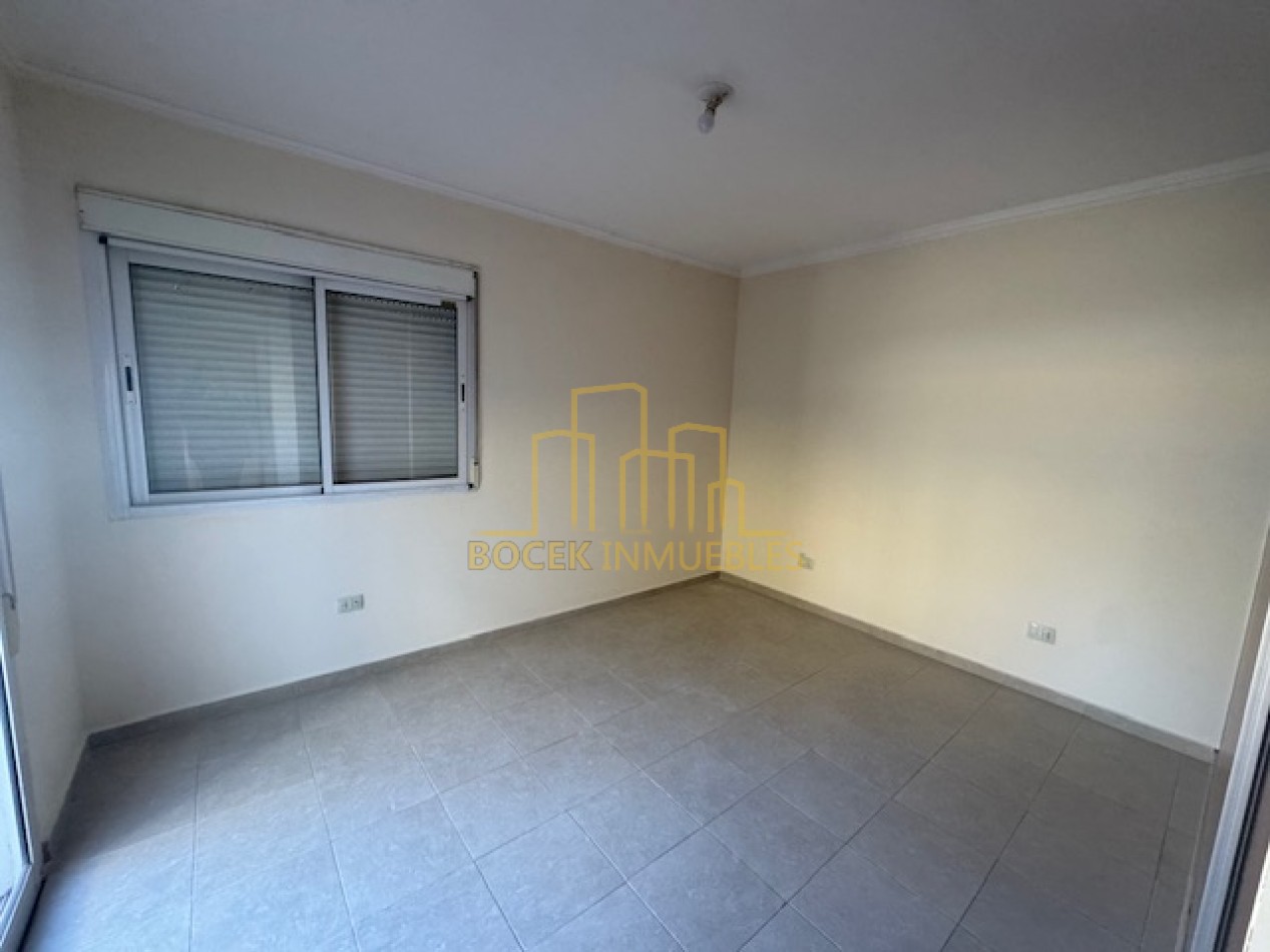 Alquiler anual duplex frente al rio Villa Carlos Paz 