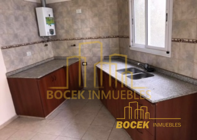 Alquiler anual duplex frente al rio Villa Carlos Paz 