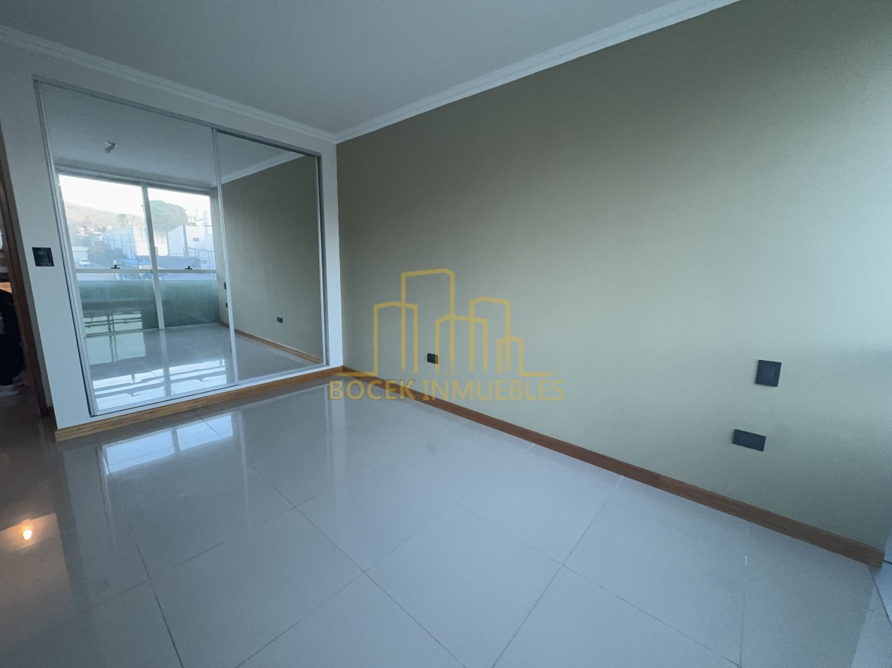 Alquiler anual departamento Carlos Paz sin muebles 