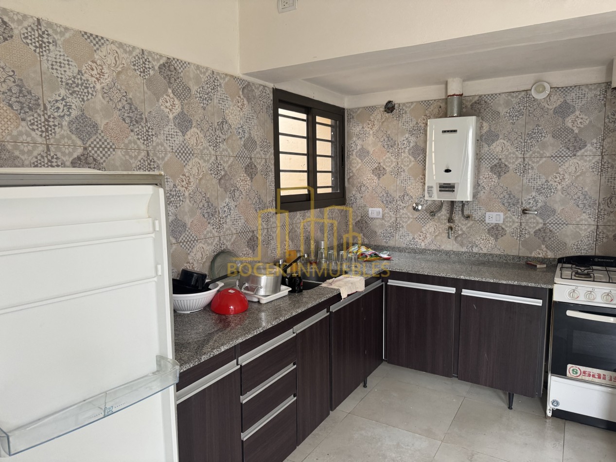 Alquiler anual casa apta comercial 