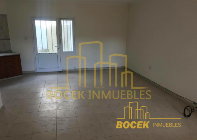 Alquiler anual duplex frente al rio Villa Carlos Paz 