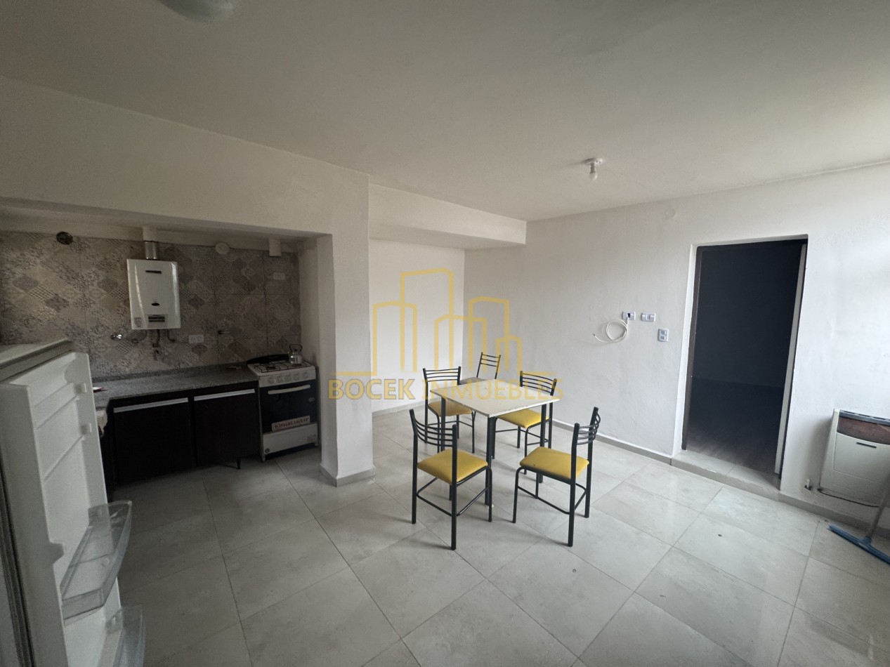 Alquiler anual casa apta comercial 