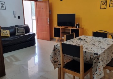 Alquiler anual departamento con muebles 